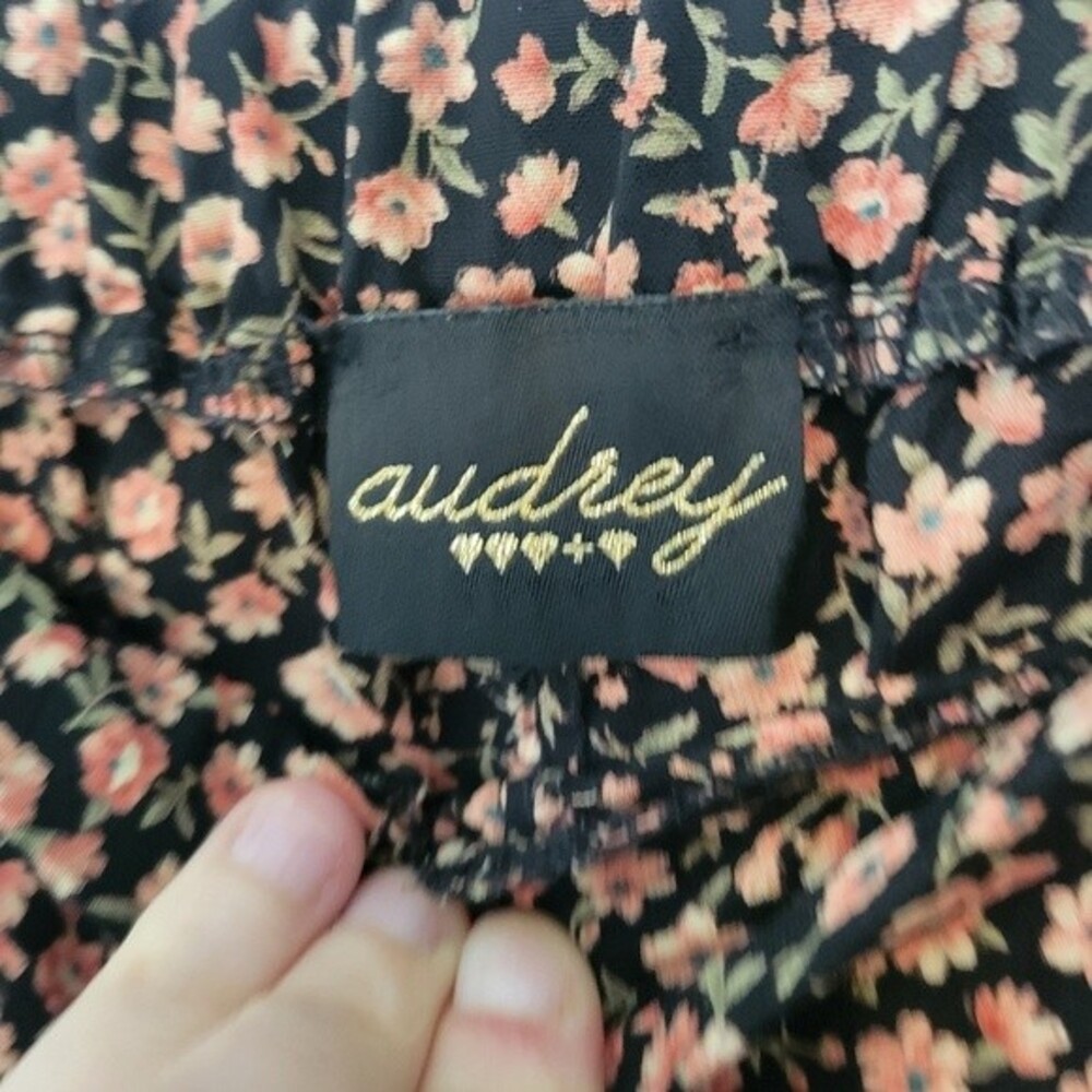 Audrey Floral Black Wide Leg Pants Size Medium - Picture 5 of 6